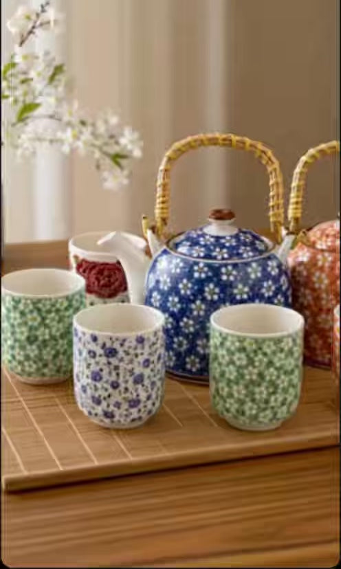 Kit Bule de Chá Porcelana Floral com Infusor e 4 Canecas 900ml